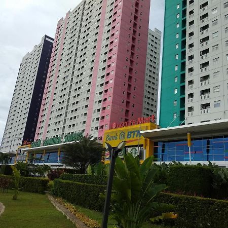 Apartment Comfy 2 Bedroom Nerine Yakarta Exterior foto